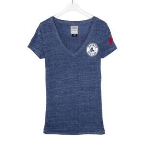 PINK Victoria's Secret Boston Red Sox Gray Short Sleeved T-Shirt XS